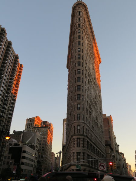 Built in 1902, This building was the first Skyscraper in Manhatten. It no longer qualifies as a skyscraper, less than 40 stories